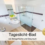 Ostsee-traumferienwohnungen Duenenresort - Meerblick, Balkon & Wallbox, Strandnah