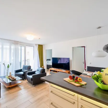 Ostsee-traumferienwohnungen Duenenresort - Meerblick, Balkon & Wallbox, Strandnah アパート ビンツ